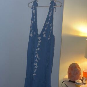 Jessica Simpson Blue Backless Dress with White Embroidery